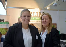 Viktoria Kuhls and Alicja Swierad from Arlim b.v. Agrarisch Adviesburo Spargelpflanzen